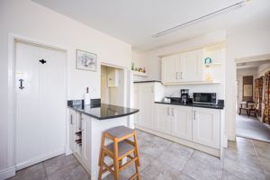 Kitchen- click for photo gallery